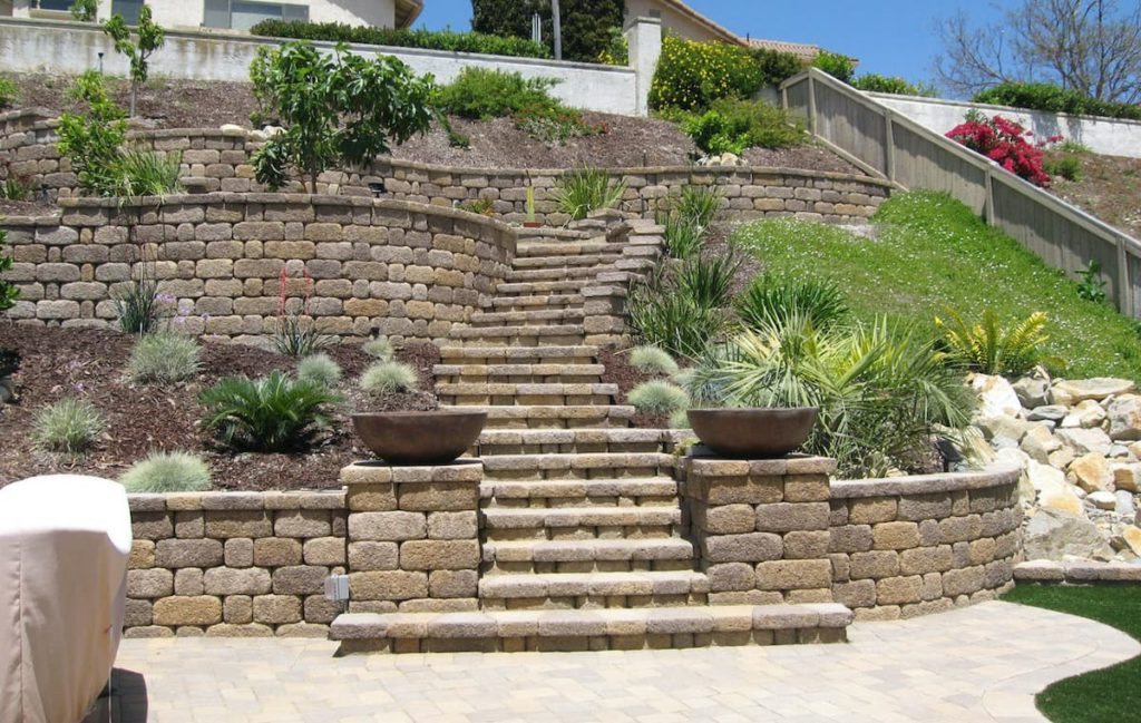 retaining wall contractor San Diego